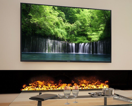 Electric fireplace with realistic flames and remote control